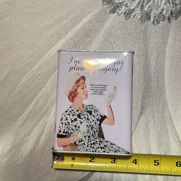 Metal  Savings bank 🏦 - Picture 7 of 12